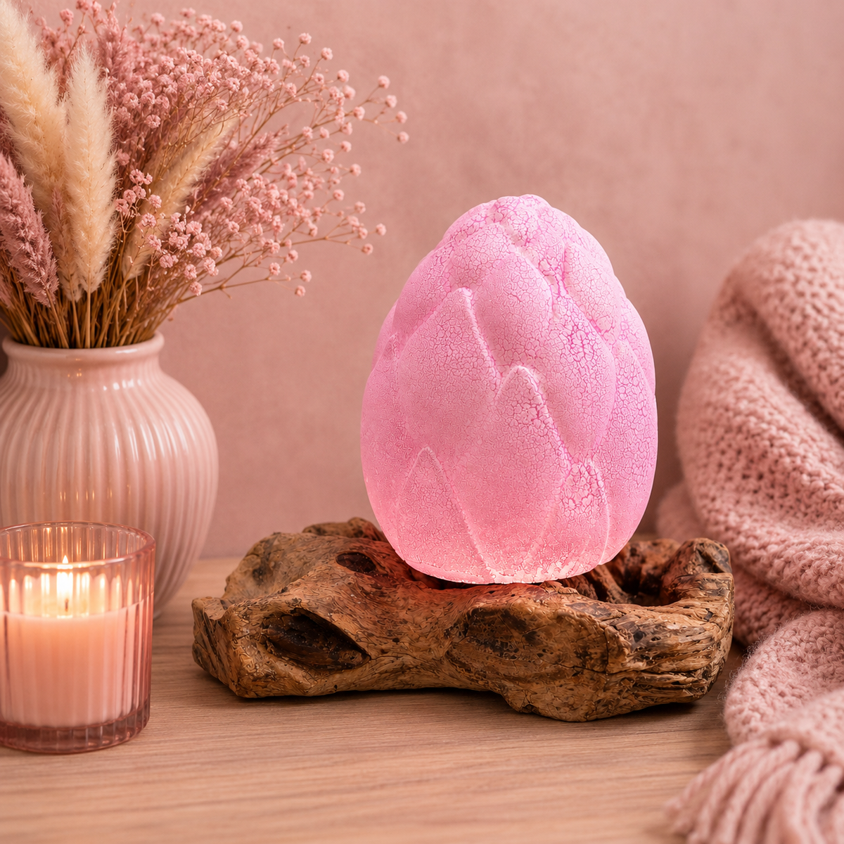 Lampe artisanale d'Indonésie lueur flottante, base en bois - Fleur de lotus craquelée
